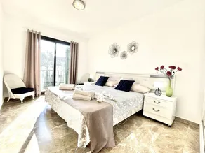 Riviera Beach Apartment - Image 2