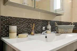 Thomas House - Image 4