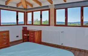 Lovely Home In Santa Maria - Image 4