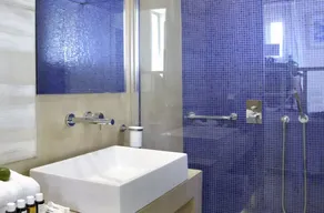 Impressive Kefalonia Villa | Villa Bookman | 2 Bedrooms | Seafront - Image 2