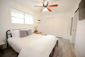 VRBO’s Best Deal on the Lake! - Image 5
