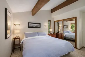 All About The Lake 4 Bedroom Home by NW Comfy Cabins by RedAwning - Image 4
