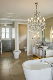 Lyxig privat villa på Eden Island - Image 2