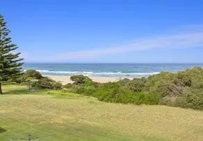 Escape to Jones Beach Kiama - Beachfront unit with direct beach access & views - Image 5