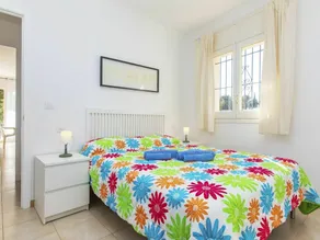 Fin lejlighed for 5 gæster med WIFI, TV, terrasse og kæledyr tilladt - Image 4