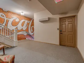 Deluxe Studio in Historic Downtown Building! - Image 2