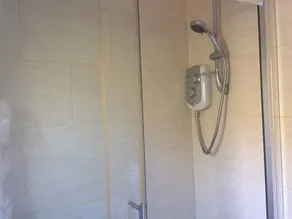 Comfortable family home - Image 3