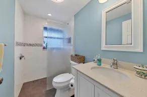 Luxury Contemporary Style House on Charlotte Harbor Area, Charlotte County House 5846 - Image 2