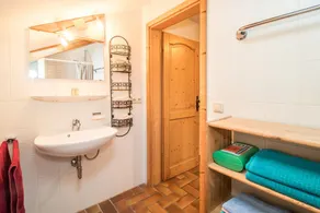 Apartment Elisabeth 50 sqm with balcony and 2 separate bedrooms - Image 4