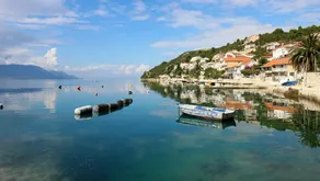 Seaside self catering Apartment with great Sea View Komarna Riviera Dubrovnik - Image 5