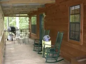 Cabin Near Lake James  Luxurious and Affordable - NO PETS - Image 4