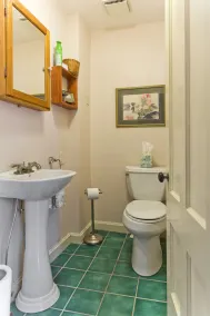 Spacious Home Central Bar Harbor, 2 bath 5 bedroom - Image 3