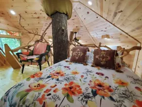 Magical Treehouse Mountain Views Dog Friendly - Image 5