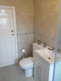 Heathside House 2 Bed House - Image 3