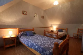 Roumendares - Image 3