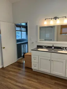 5 bedroom, 3 baths and 1 half bath in Ship Bottom on ocean block - Image 2