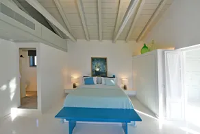 Villa Alma - Large spacious house close to the port - Image 3