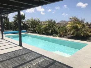 NEU Villa Luna Lajares Zentrum beheizter Pool WiFi 6pers Blick Vulkane 1000m2 - Image 2