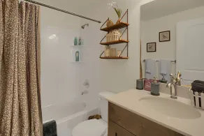 ✔️Fabulous Luxury Apt ✔️ Fast WiFi ✔️ 4KHDTV ✈ Hill AFB - Image 3