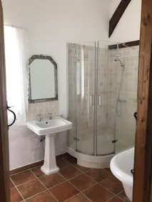 Detached 3 bedroom house  - Image 2