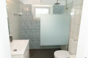 Casa indipendente con 2 camere da letto e cortile comune - Image 3
