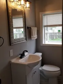 Jolie maison neuve de 3 chambres rénovée - Image 3