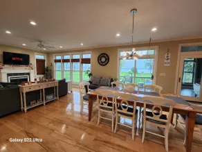 Waterfront Oneida Lake Gem House - Image 3