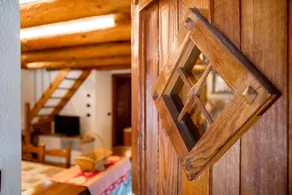 Apartment 'Sopra' with Balcony and Wi-Fi - Image 2