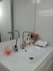 Linla House - Image 4