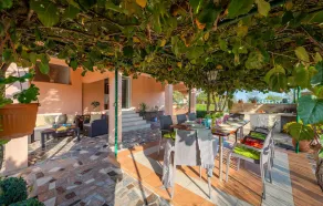 Lovely Home In Marcana - Image 5