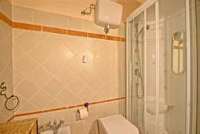 Villa en Cortona con 2 habitaciones, capacidad 4 - Image 5
