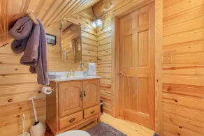 Soaring Pines Lodge by NW Comfy Cabins - Image 2
