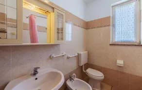 Cozy home in Labin with kitchen - Image 2