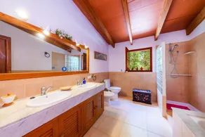 Villa \"Can Me Sents\" with Large Garden and Pool - Image 3