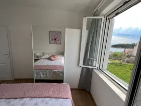 Apartment Ivica - 50 m from sea - Image 4