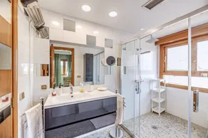 Light-flooded Villa \"Tramontana\" in Idyllic Location - Image 3