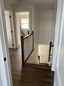 Luxury Mill River waterfront cottage w/ fireplace - Image 3