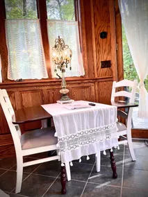 Magical secluded hideaway on a French Country Estate with tranquil creek & ponds - Image 4