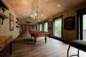 Amazing unique castle experience “Scarlet Manor” 5 bedroom/ 5 bath - Image 3