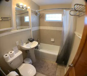 Tulsa home conveniently by Brookside and Riverside with large fenced backyard  - Image 3