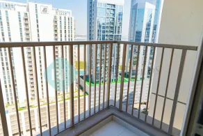 Bloomfields Premium 1BR Reflection - Image 3