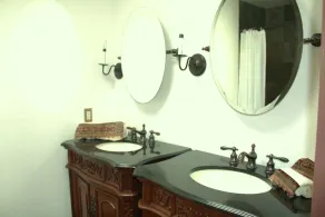 La Casa di Pasadena-- Impressionist Art Lover's Dream - Image 3