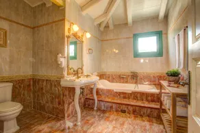Villa Amari by Villa Plus - Image 2