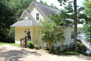 Hannah's Hideaway-3 Miles To Stores, Restaurants, Sleeps 16, No Steps To water! - Image 4