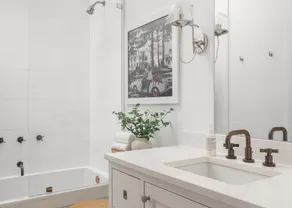  #1 VRBO in Austin HEATED POOL, central to 6th and Rainey - Image 4