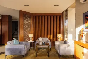 Golden Garden Hotel Suites - Image 2