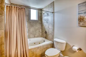 Ocean Breeze Luxury Villas 3D, Nicely Updated! Across From The Ocean! Sleeps 18 ! - Image 2