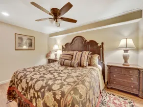238 Edgewater | Lake Charlevoix Views | Downtown | Pool, Hot Tub, Sauna - Image 5