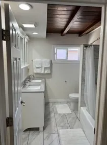 Cheerful 2 br/1 full bath home near SoFi/Beaches - Image 2