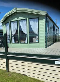 Beachside Lodge - Sleeps 6 - Pets ok - Plus Parking - Image 5
